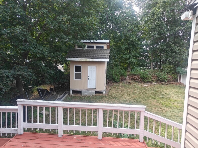 Building Photo - 107 Belle Ave