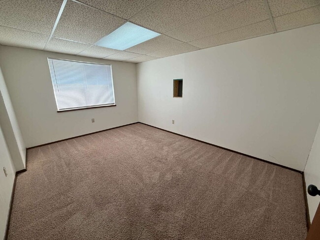 Building Photo - Spacious Home on Corner Lot Available!