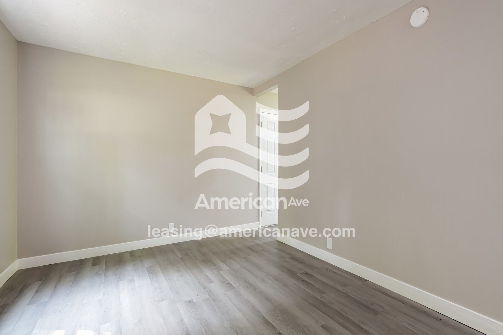 Building Photo - 2005 N Elmer St