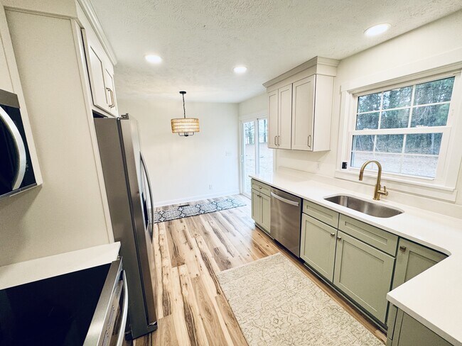 Building Photo - 2689 Fowler School Rd