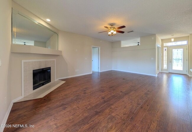 Building Photo - 12171 Basalt Dr N