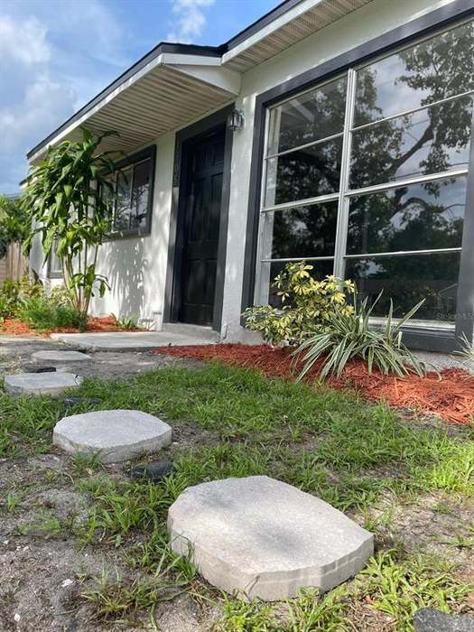 Building Photo - 1305 Overdale St