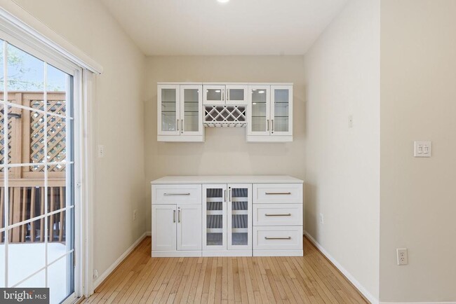 Building Photo - 12212 Densmore Ct