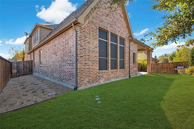 Building Photo - 904 Snyder Dr