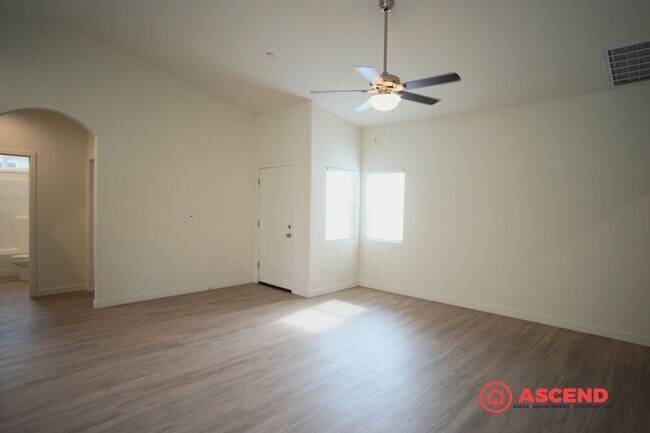 Building Photo - 8400 Frankie Lou St