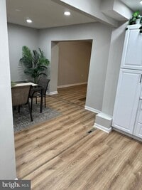 Building Photo - 6521 Gildar St