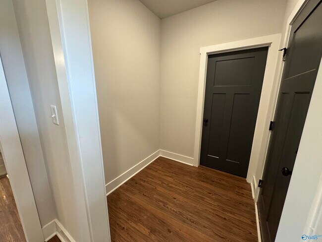 Building Photo - 103 Parvin Way Dr