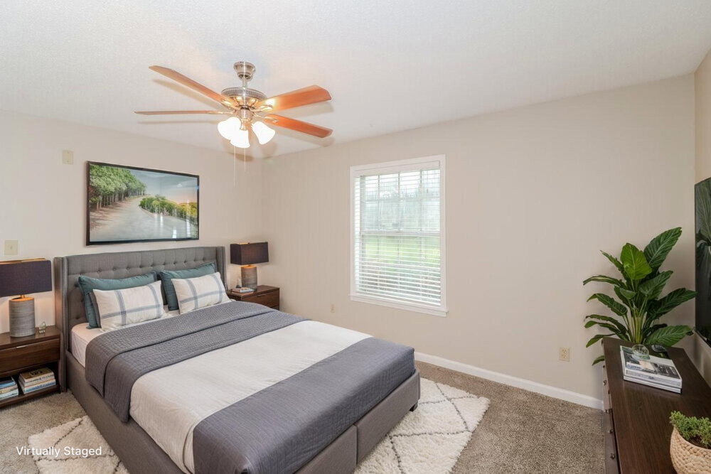 Building Photo - 6049 Lawnhill Dr