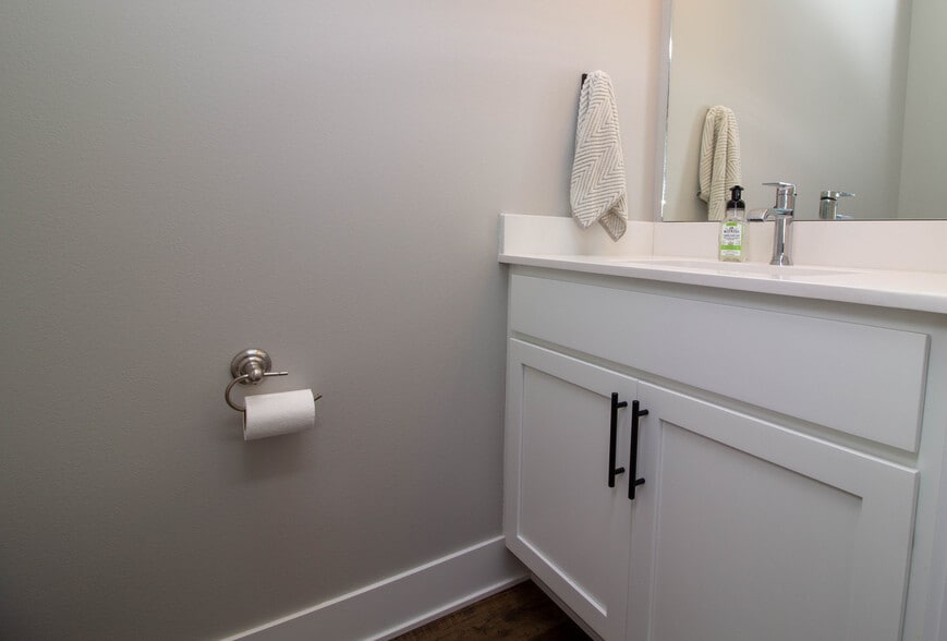 main floor restroom - 17119 Mistflower Ln