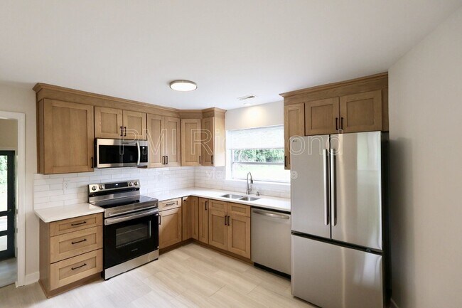 Building Photo - 5913 Osoge Rd