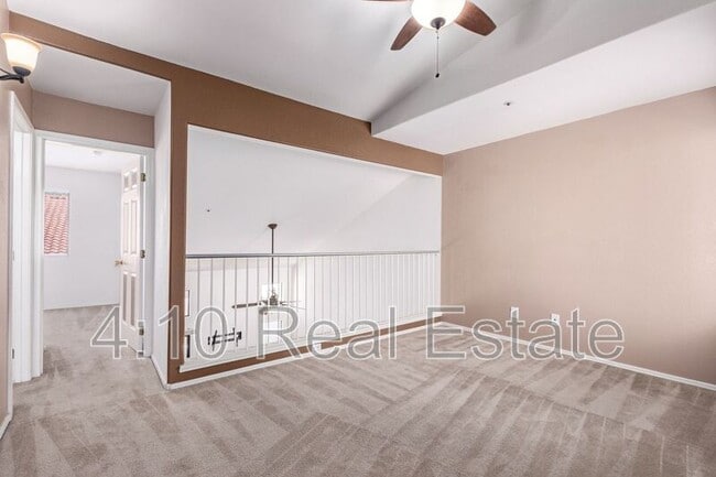 Building Photo - 1149 W Edgewater Dr