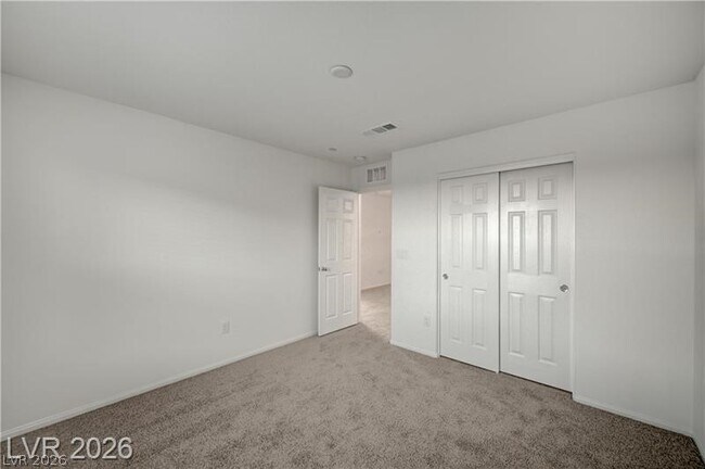 Building Photo - 634 Bellus Pl