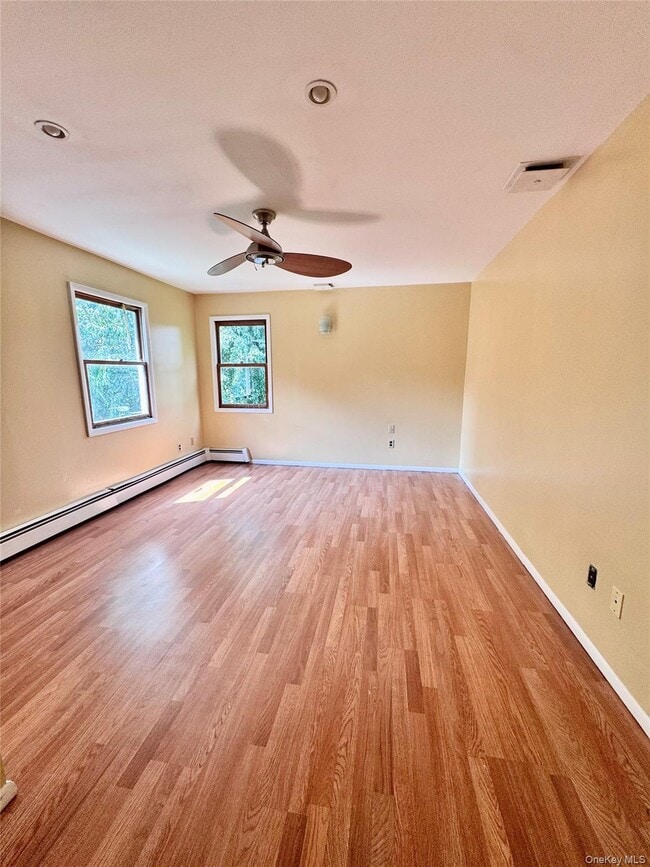 Building Photo - 260 Oceanside St