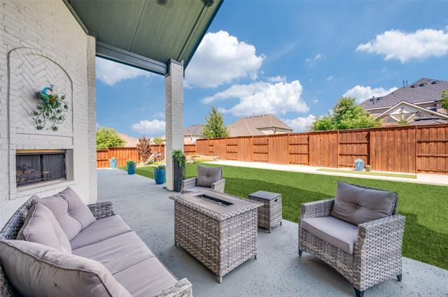 Building Photo - 741 Almeda Dr