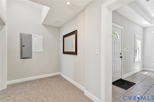 Building Photo - 712 N 24th St