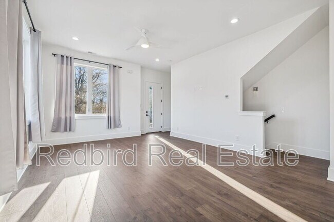 Building Photo - 2050 McKinley St