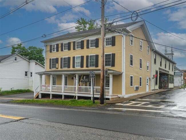 Building Photo - 141 Ward St