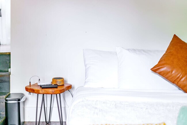 Building Photo - 241 W Water St