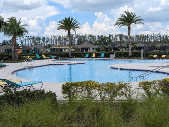 Building Photo - 16549 Mosaic Oar Dr