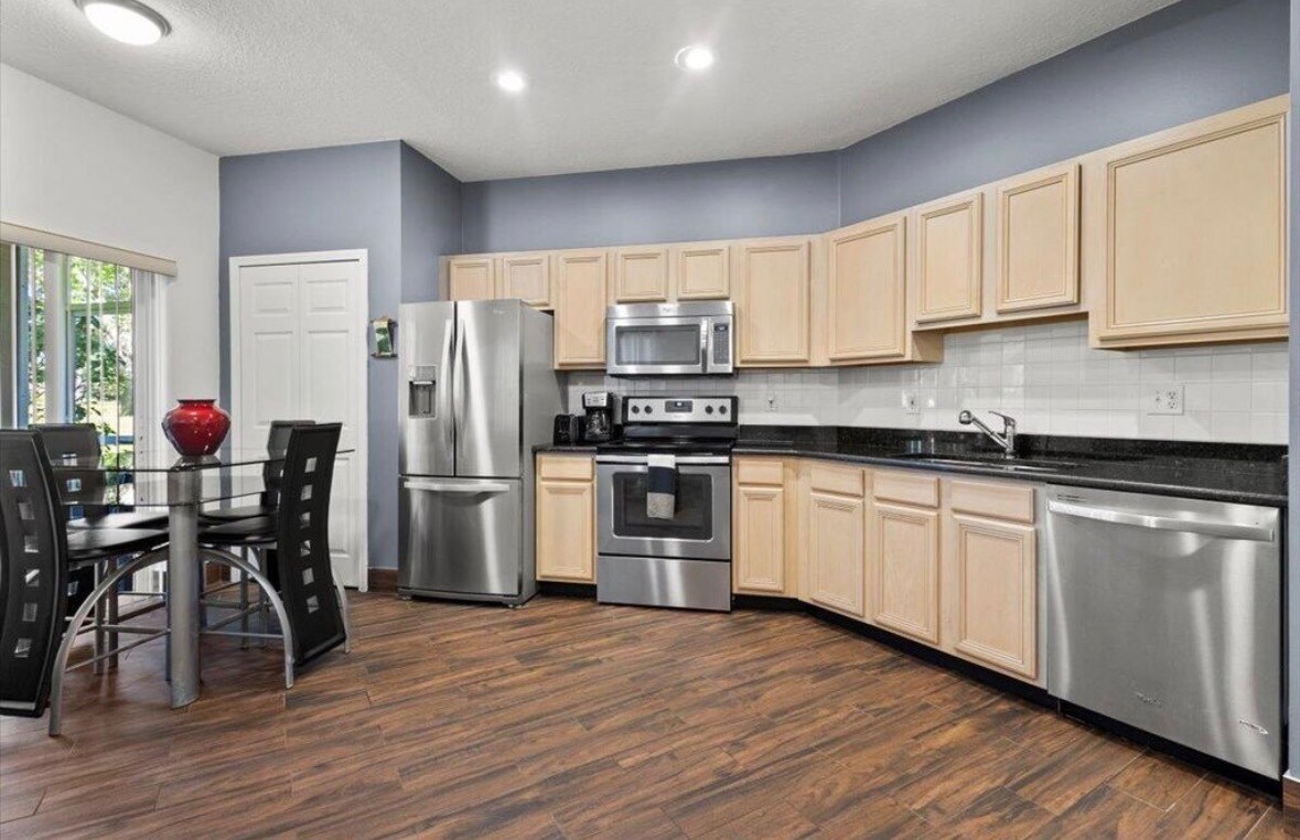 Building Photo - 9862 Perfect Dr