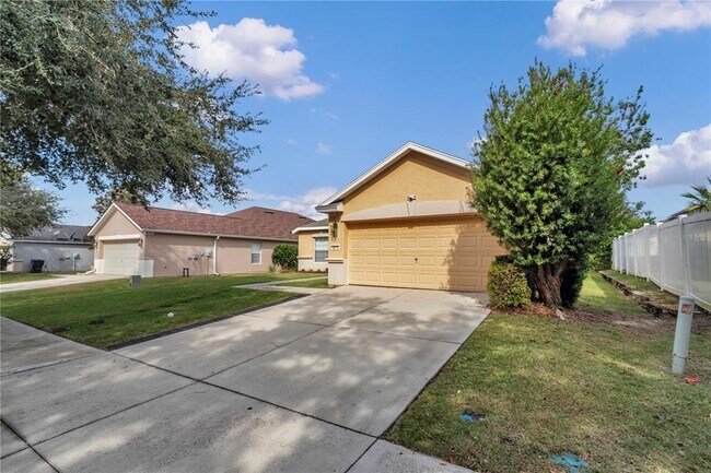 Building Photo - 5535 SW 41st St