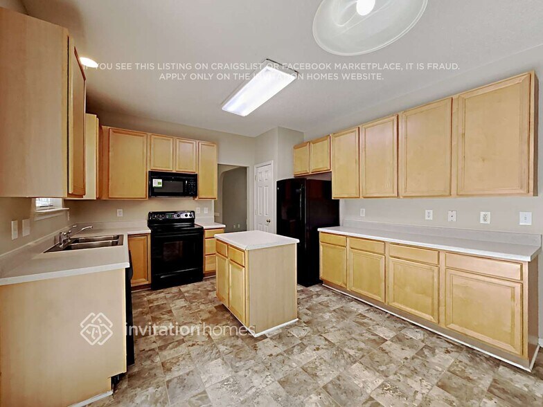 Building Photo - 5324 Seaspray Ln