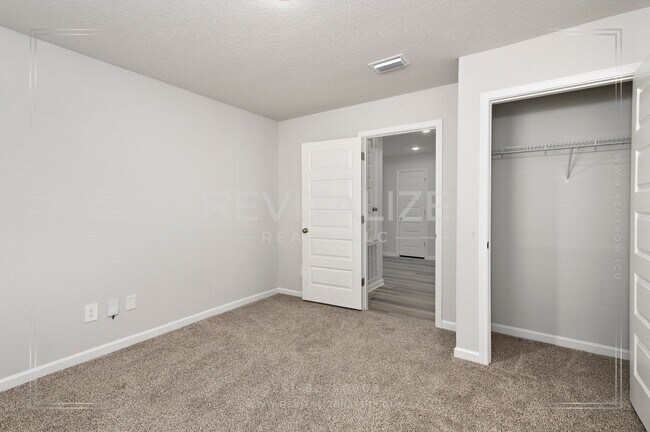 Building Photo - Only $1500 for First Month's Rent!!! Smart 4 Bd / 2 Ba Home in West Mobile Gated Community