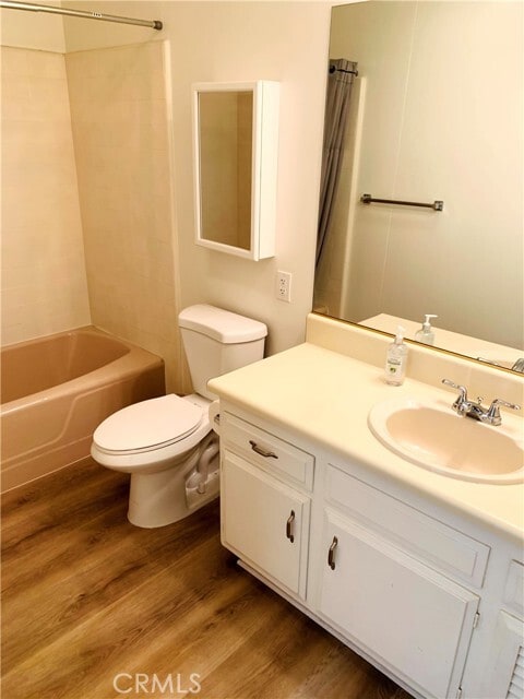 Building Photo - 956 Calle Aragon