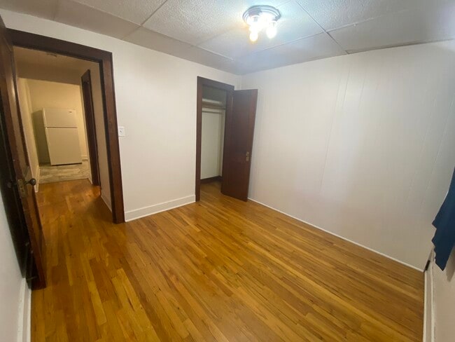Building Photo - 609 St Joseph St