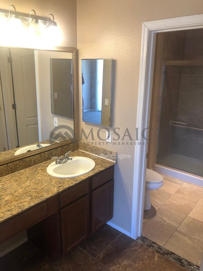 Building Photo - 2134 E Broadway Rd