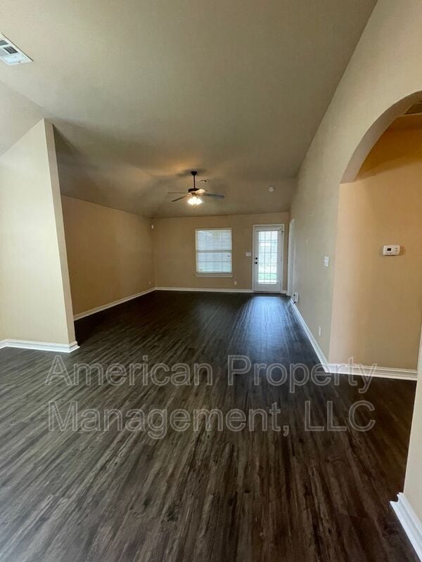 Building Photo - 13022 E 133rd Pl N