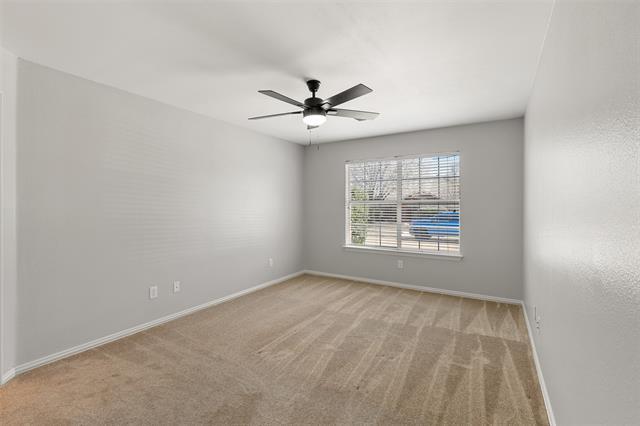 Building Photo - 3916 Evergreen Ct