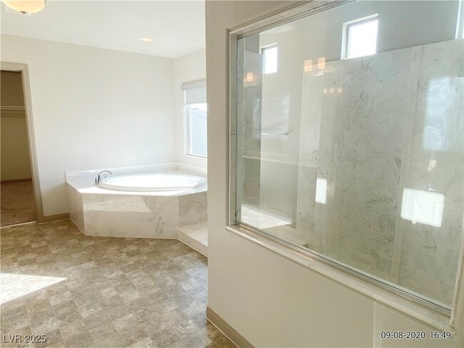 Building Photo - 9839 Peaceful Bend Ct
