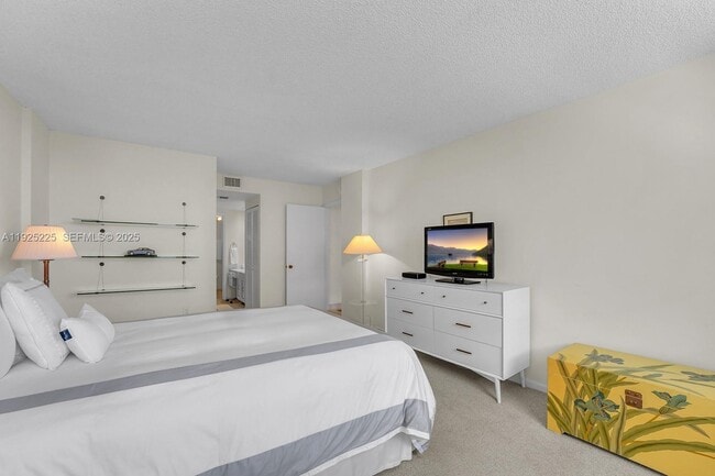 Building Photo - 177 Ocean Ln Dr