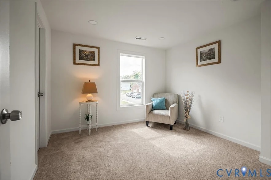 Building Photo - 423 Harding St