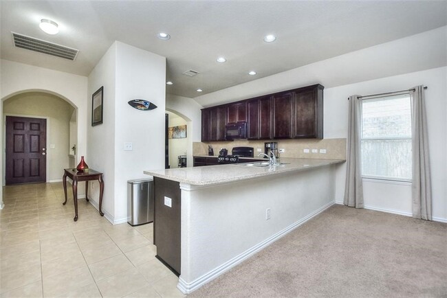 Building Photo - 8072 Bassano Dr