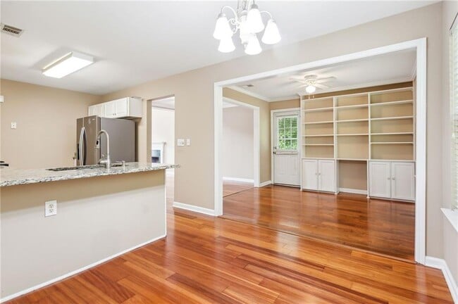 Building Photo - 1800 Millstone Ct