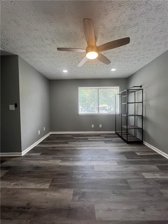 Building Photo - 3888 Mulkey Cir SW