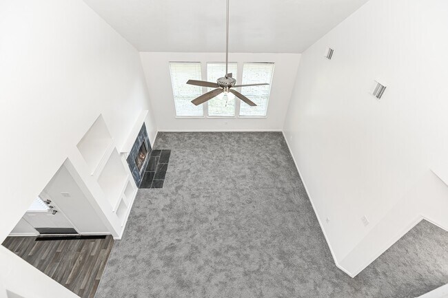 Building Photo - 9502 Willow Trace Ct