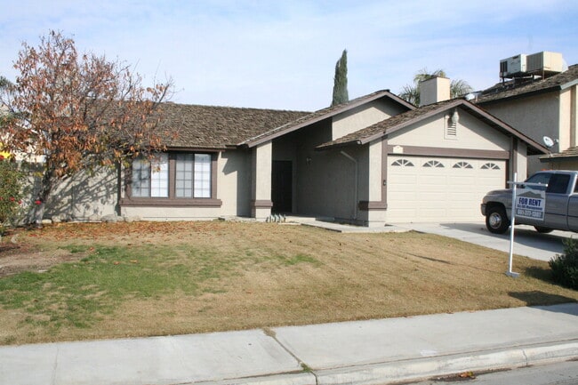 Primary Photo - 3520 Charlotte St