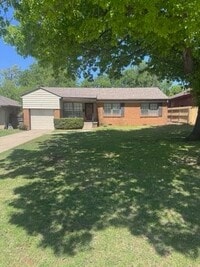 Building Photo - 1103 Bedford Dr