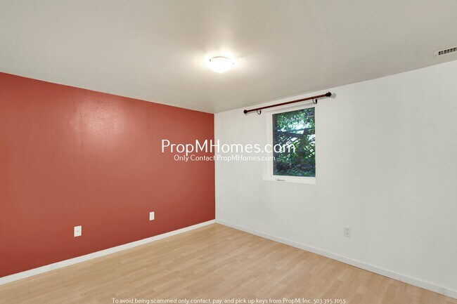 Building Photo - 776 C Ave