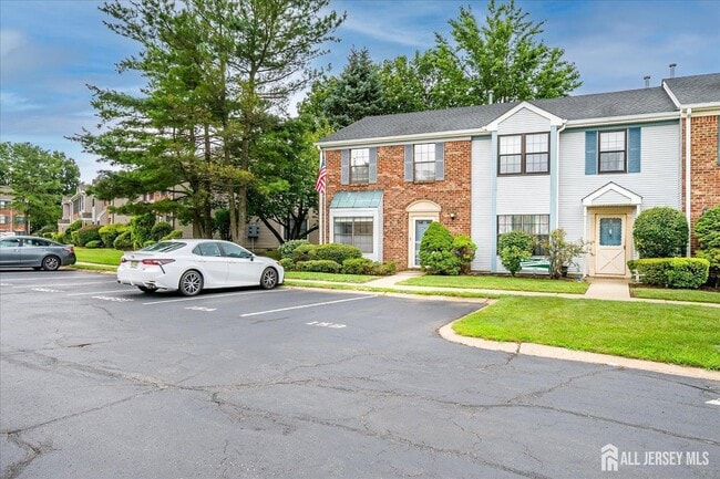 Building Photo - 369 Bromley Pl