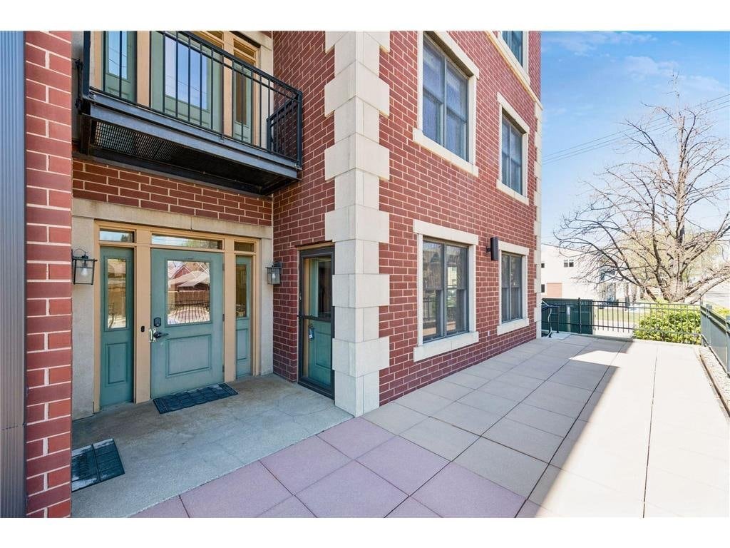 Building Photo - 625 Dayton Ave