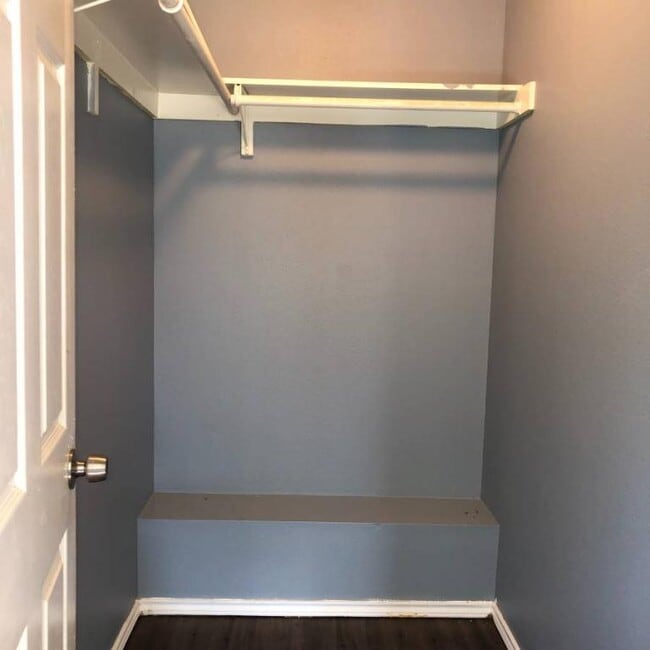 Building Photo - 313 San Salvador Ave