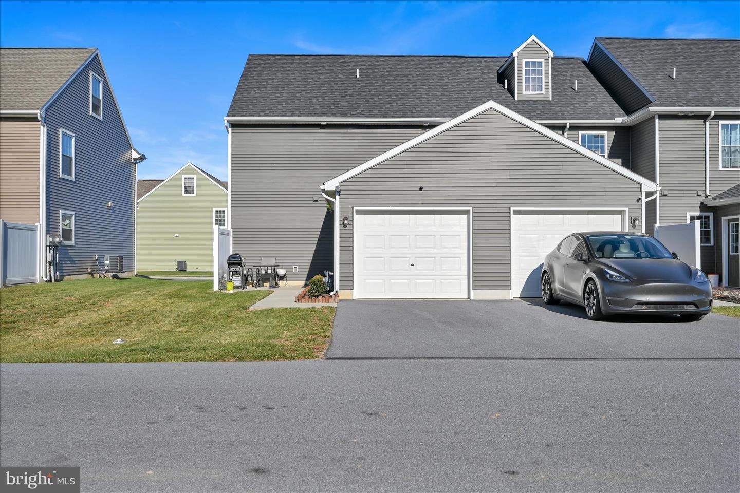 Building Photo - 625 Byler Cir