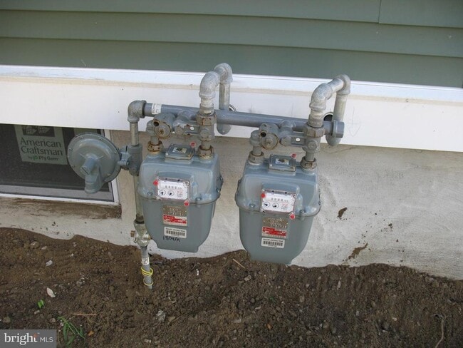 Building Photo - 1804-6 Kings Hwy