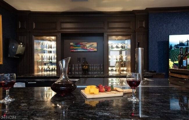 Building Photo - 41 Springfield Ave