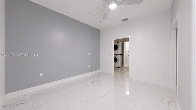 Building Photo - 16247 SW 92nd Terrace
