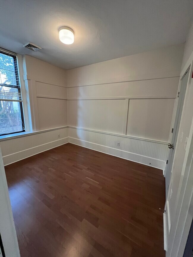master bedroom - 28 Adams St